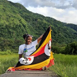 photo_5922654859625089016_y