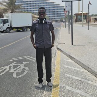 photo_6023925154763098353_y